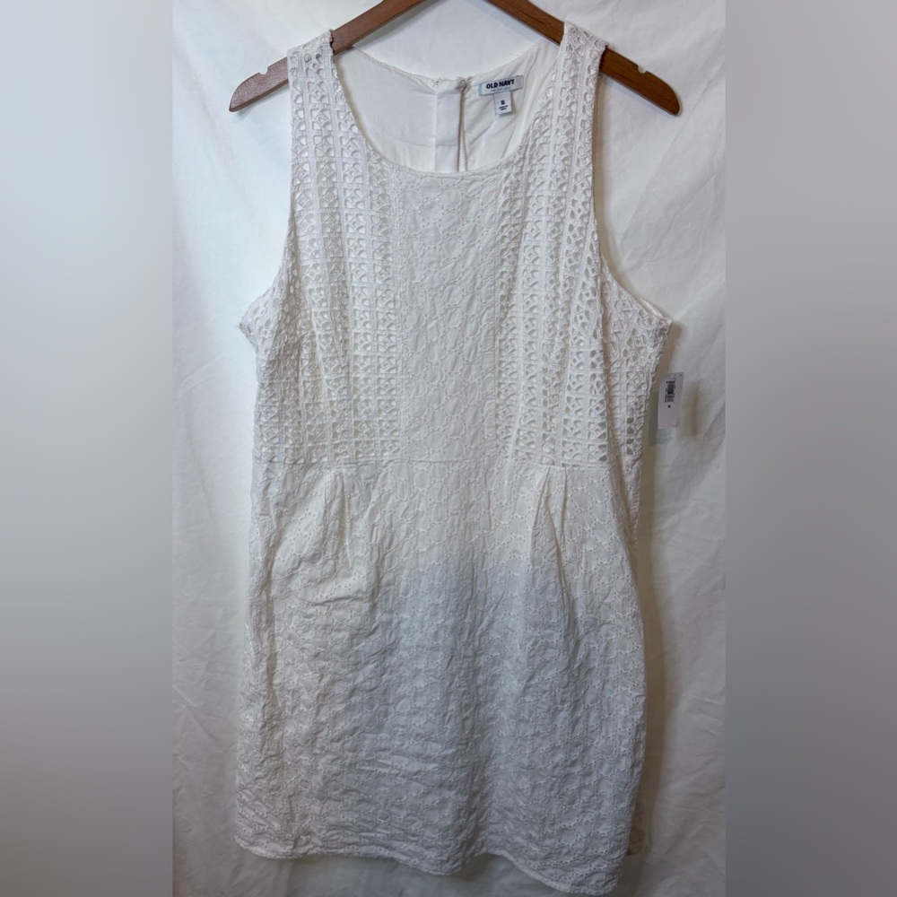 NWT Old Navy Spring Sheath White Eyelet Size 16 Sleeveless Dress